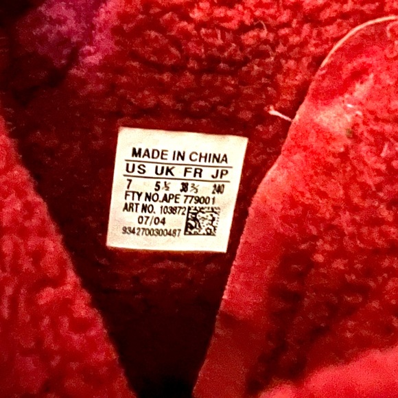👑✅PRICE FIRM✅NO OFFERS👑RARE Adidas Burgundy Sports Boots - Picture 9 of 15